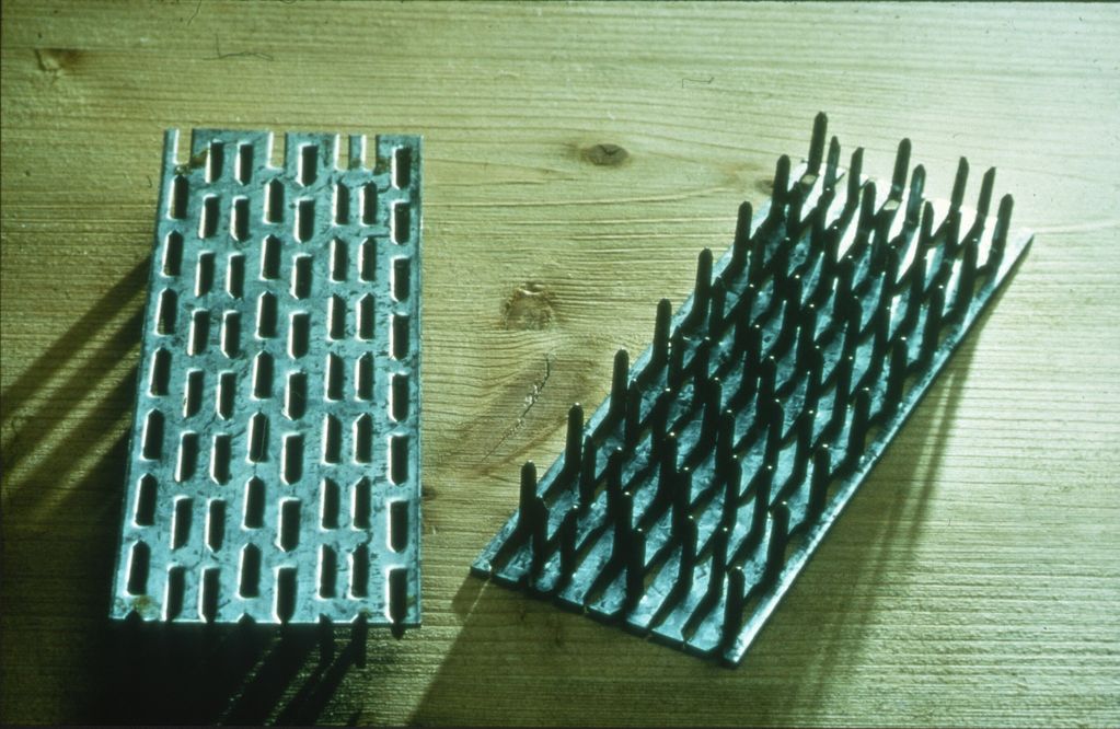 09 Punched metal plate...